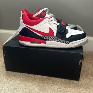 Air Jordan Legacy 312 low size 4.5